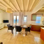 Δωμάτια σε οικογενειακή κατοικία Blue Ocean Amado Vila In Mykonos *